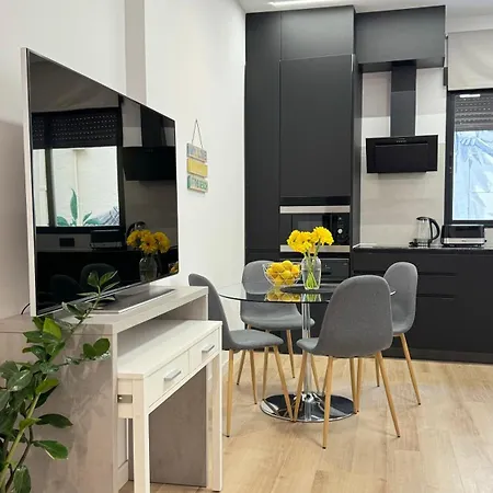 Happy Life Lejlighedshotel 5*