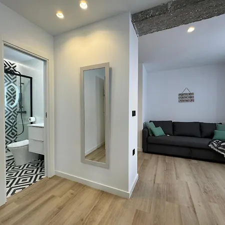 Ξενοδοχείο με διαμερίσματα Happy Life 5*