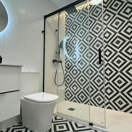 Ξενοδοχείο με διαμερίσματα Happy Life 5*